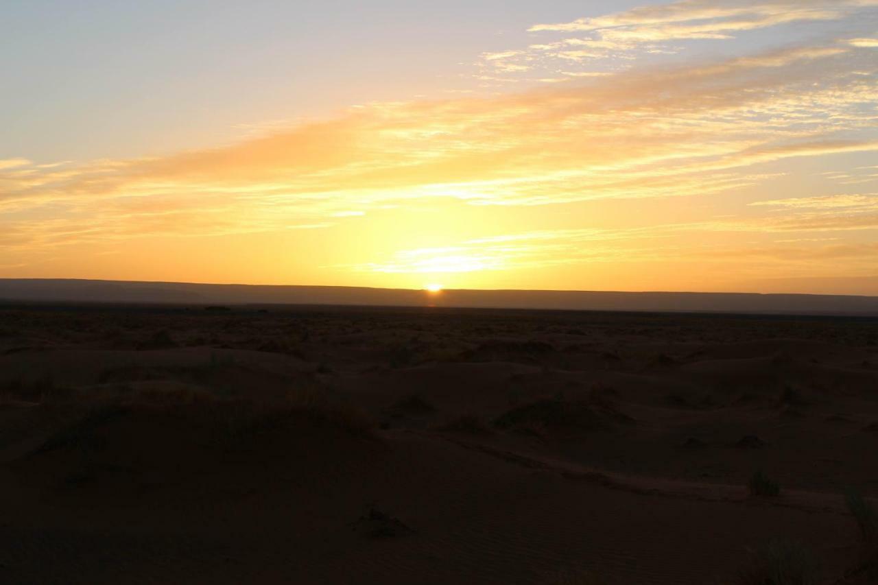 Riad Hotel Les Flamants Merzouga Exterior foto